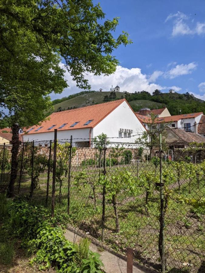 Rv Apartman Mikulov Exterior photo